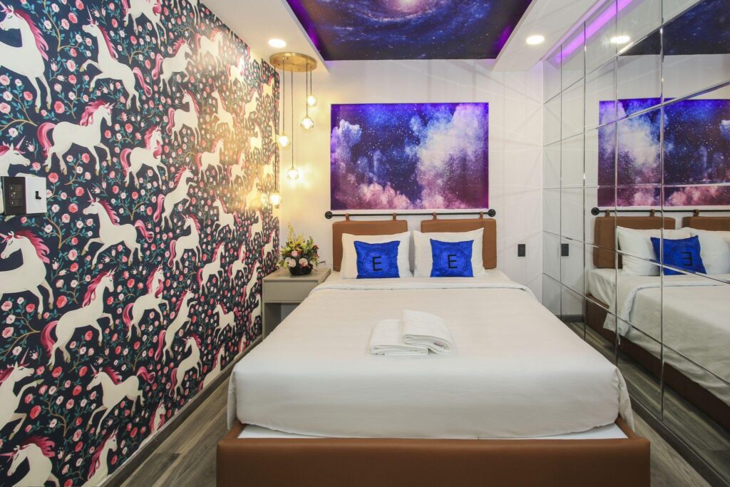 Galaxy Standard tại Eros Hotel