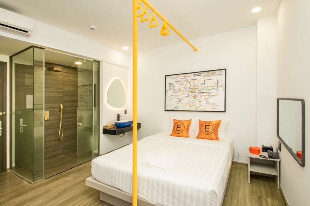 Deluxe tại Eros Hotel